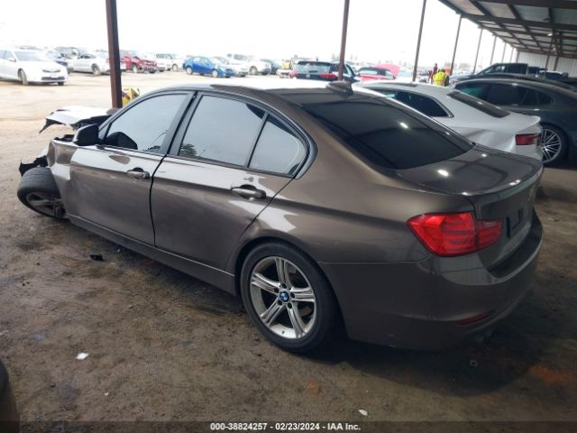 Photo 2 VIN: WBA3A5C5XDF353893 - BMW 328I 