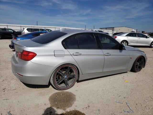 Photo 2 VIN: WBA3A5C5XDF356132 - BMW 3 SERIES 