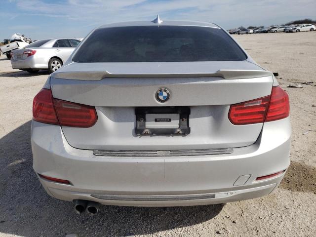 Photo 5 VIN: WBA3A5C5XDF356132 - BMW 3 SERIES 