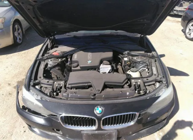 Photo 9 VIN: WBA3A5C5XDJ461461 - BMW 3 SERIES 