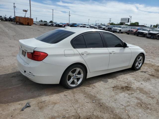 Photo 2 VIN: WBA3A5C5XDJ461914 - BMW 3 SERIES 