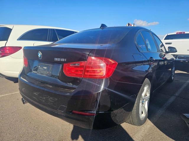 Photo 3 VIN: WBA3A5C5XEJ464247 - BMW 328 I 