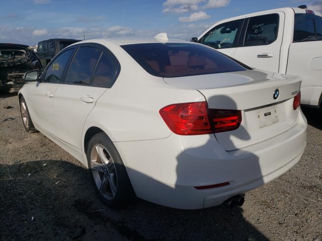 Photo 2 VIN: WBA3A5C5XFF607931 - BMW 328 