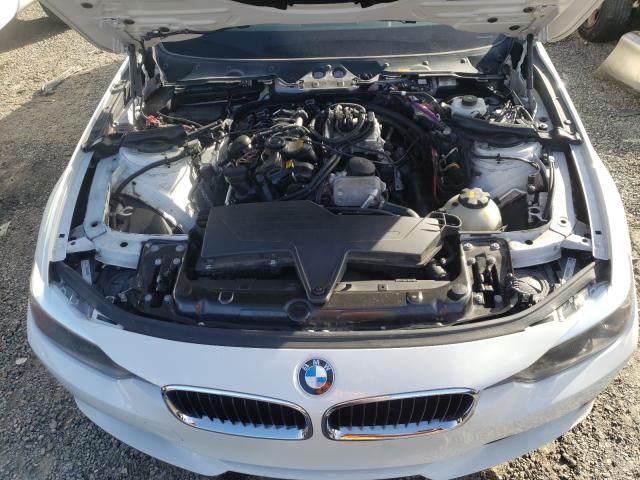 Photo 6 VIN: WBA3A5C5XFF607931 - BMW 328 