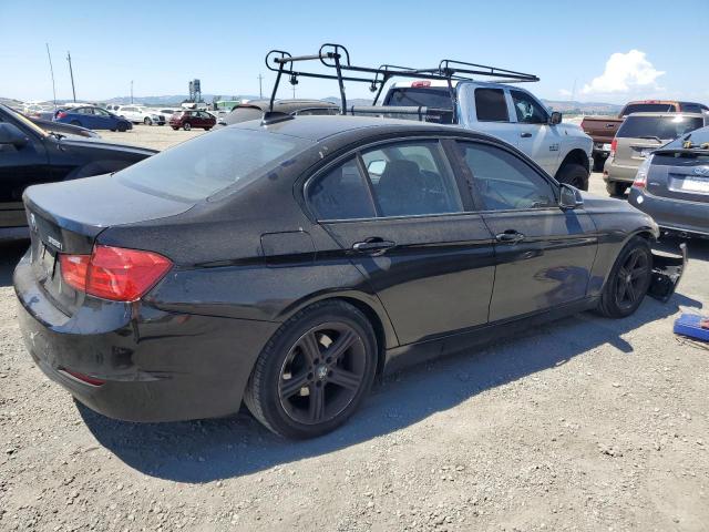 Photo 2 VIN: WBA3A5C5XFF609114 - BMW 328 I 