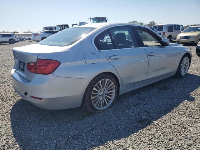 Photo 2 VIN: WBA3A5C5XFF609694 - BMW 328 I 