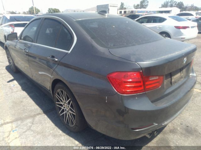 Photo 2 VIN: WBA3A5G50CNN65863 - BMW 3 SERIES 