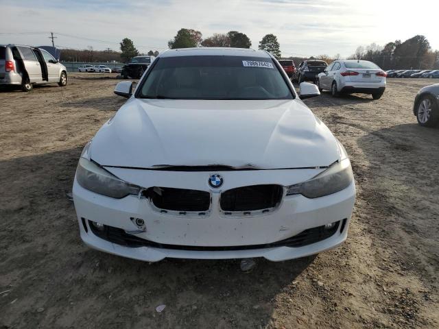 Photo 4 VIN: WBA3A5G50DNP21417 - BMW 3 SERIES 