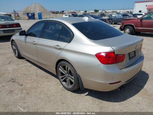 Photo 2 VIN: WBA3A5G50DNP25502 - BMW 328I 