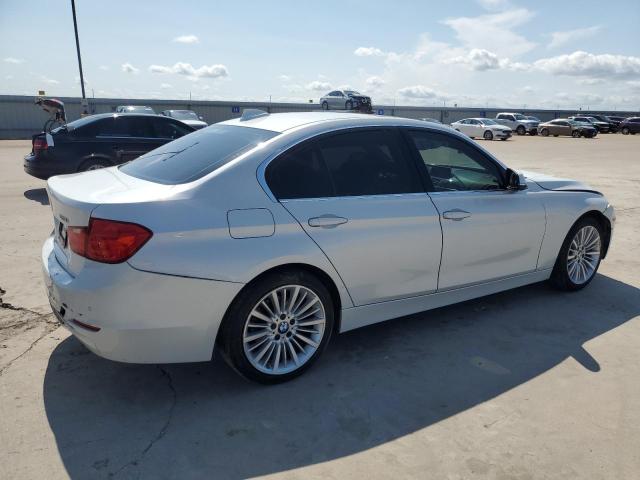 Photo 2 VIN: WBA3A5G50FNS90256 - BMW 3 SERIES 