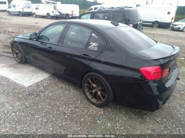 Photo 2 VIN: WBA3A5G51CNN65970 - BMW 3 SERIES 