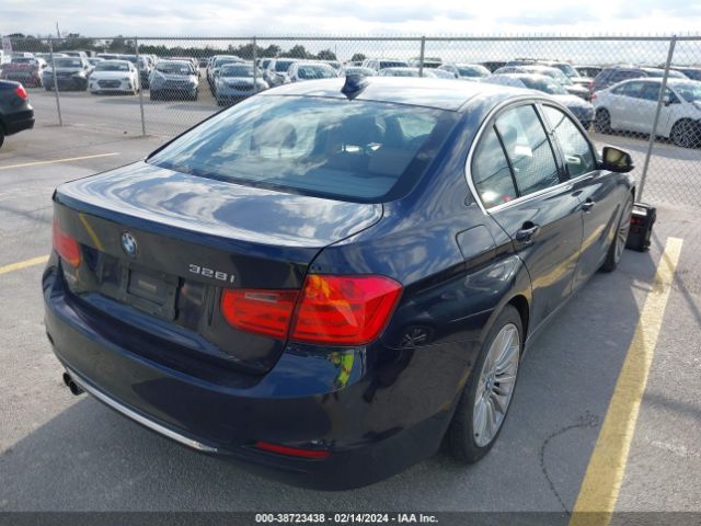 Photo 3 VIN: WBA3A5G51CNP17097 - BMW 3 SERIES 