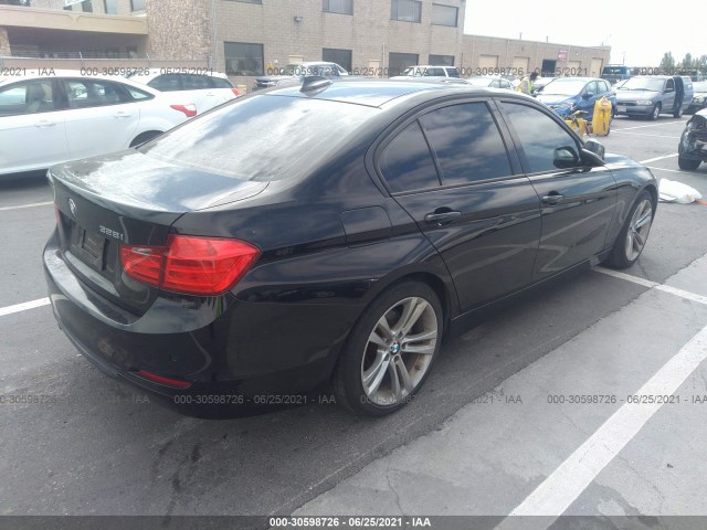 Photo 3 VIN: WBA3A5G52CNP17383 - BMW 3 