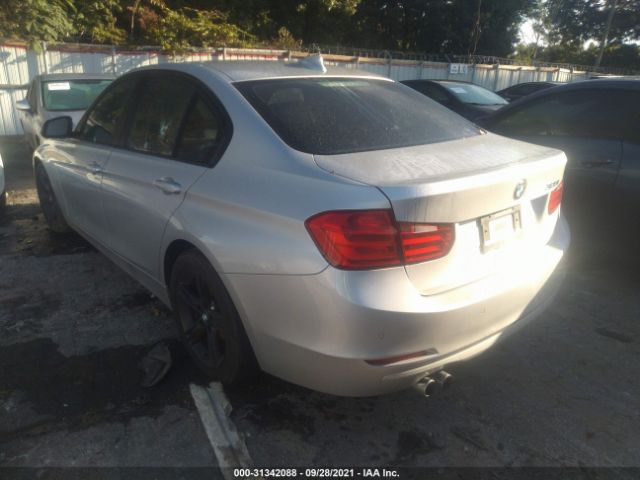 Photo 2 VIN: WBA3A5G52DNP24948 - BMW 3 