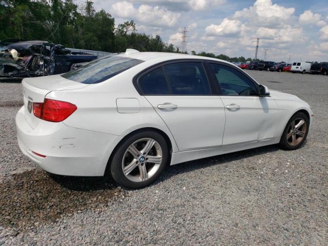 Photo 2 VIN: WBA3A5G52DNP26120 - BMW 328 I 