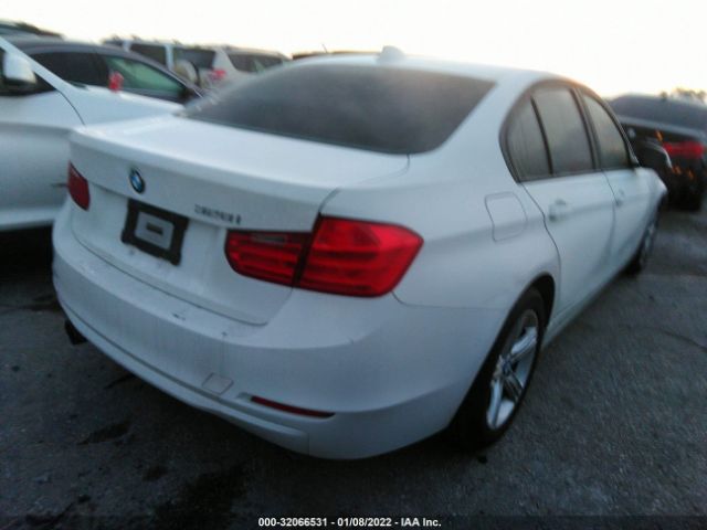 Photo 3 VIN: WBA3A5G53CNP17666 - BMW 3 SERIES 