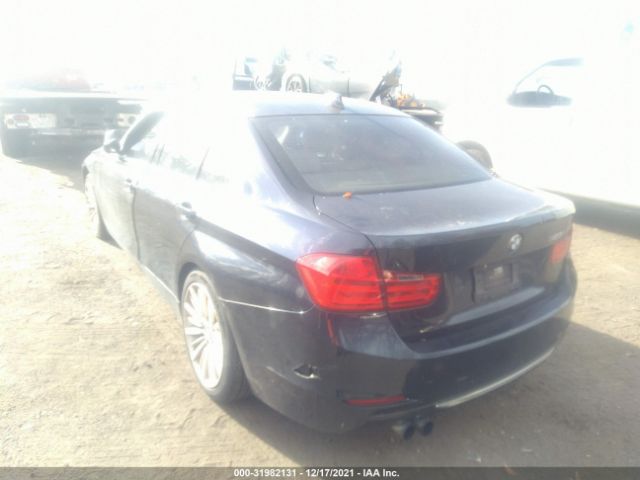 Photo 2 VIN: WBA3A5G53CNP18154 - BMW 3 