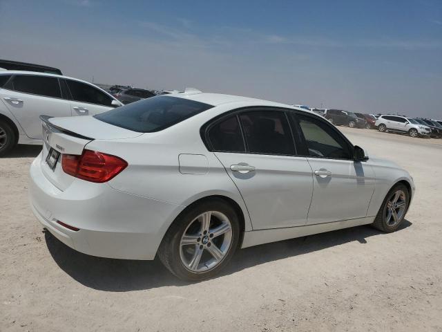 Photo 2 VIN: WBA3A5G53DNP23694 - BMW 3 SERIES 