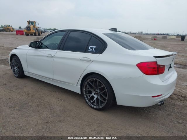 Photo 2 VIN: WBA3A5G53DNP24957 - BMW 328I 