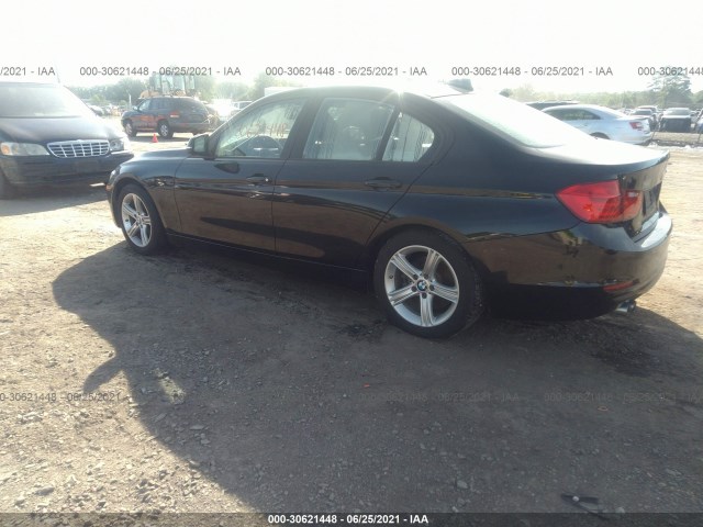 Photo 2 VIN: WBA3A5G53ENP32574 - BMW 3 