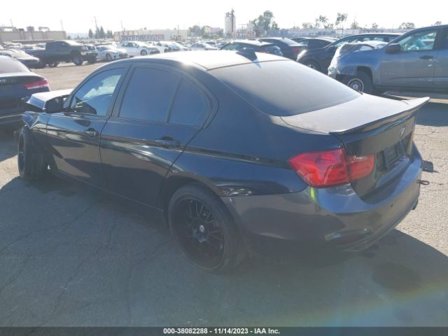 Photo 2 VIN: WBA3A5G54FNS90003 - BMW 328I 