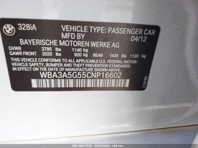 Photo 8 VIN: WBA3A5G55CNP16602 - BMW 328I 