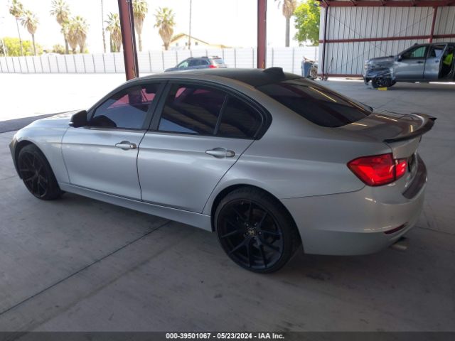 Photo 2 VIN: WBA3A5G55CNP18088 - BMW 328 