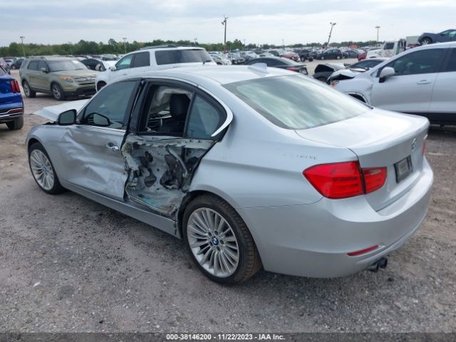 Photo 2 VIN: WBA3A5G55DNP21543 - BMW 328I 