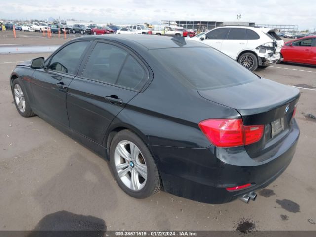 Photo 2 VIN: WBA3A5G55DNP24796 - BMW 328I 