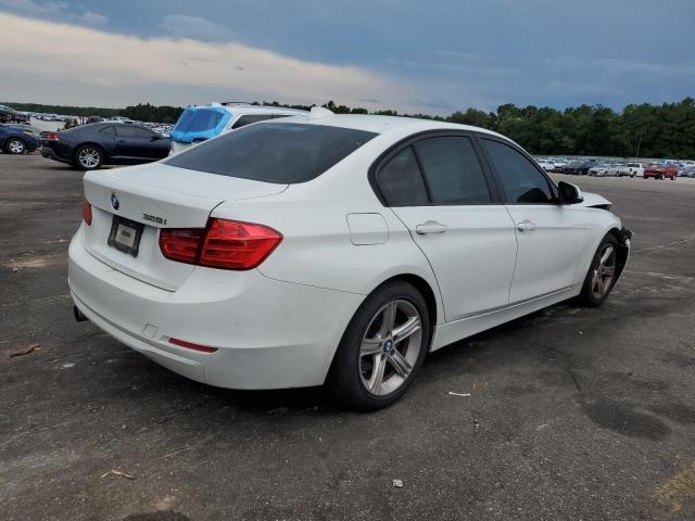 Photo 2 VIN: WBA3A5G55DNP26600 - BMW 328 I 