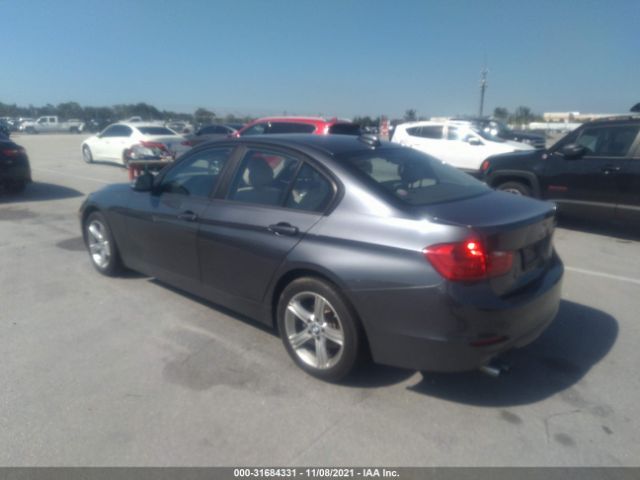 Photo 2 VIN: WBA3A5G55FNS84873 - BMW 3 