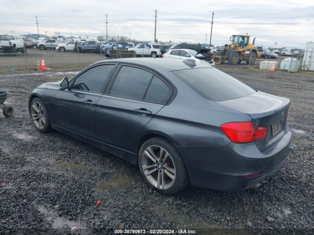 Photo 2 VIN: WBA3A5G56CNP16866 - BMW 328I 