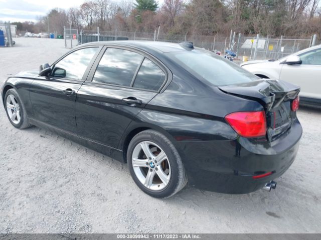 Photo 2 VIN: WBA3A5G56DNP21874 - BMW 328I 