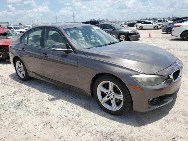 Photo 3 VIN: WBA3A5G56DNP22085 - BMW 328 I 