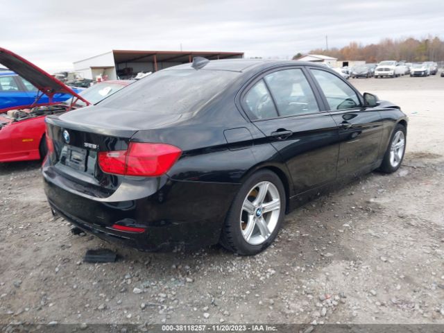 Photo 3 VIN: WBA3A5G56DNP25908 - BMW 328I 