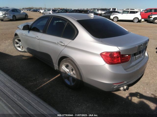 Photo 2 VIN: WBA3A5G56ENP30009 - BMW 328I 