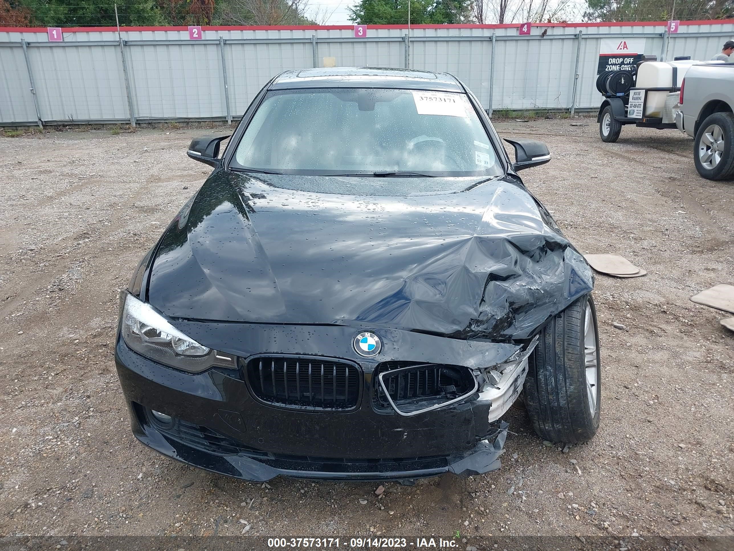 Photo 10 VIN: WBA3A5G56FNP34658 - BMW 3ER 