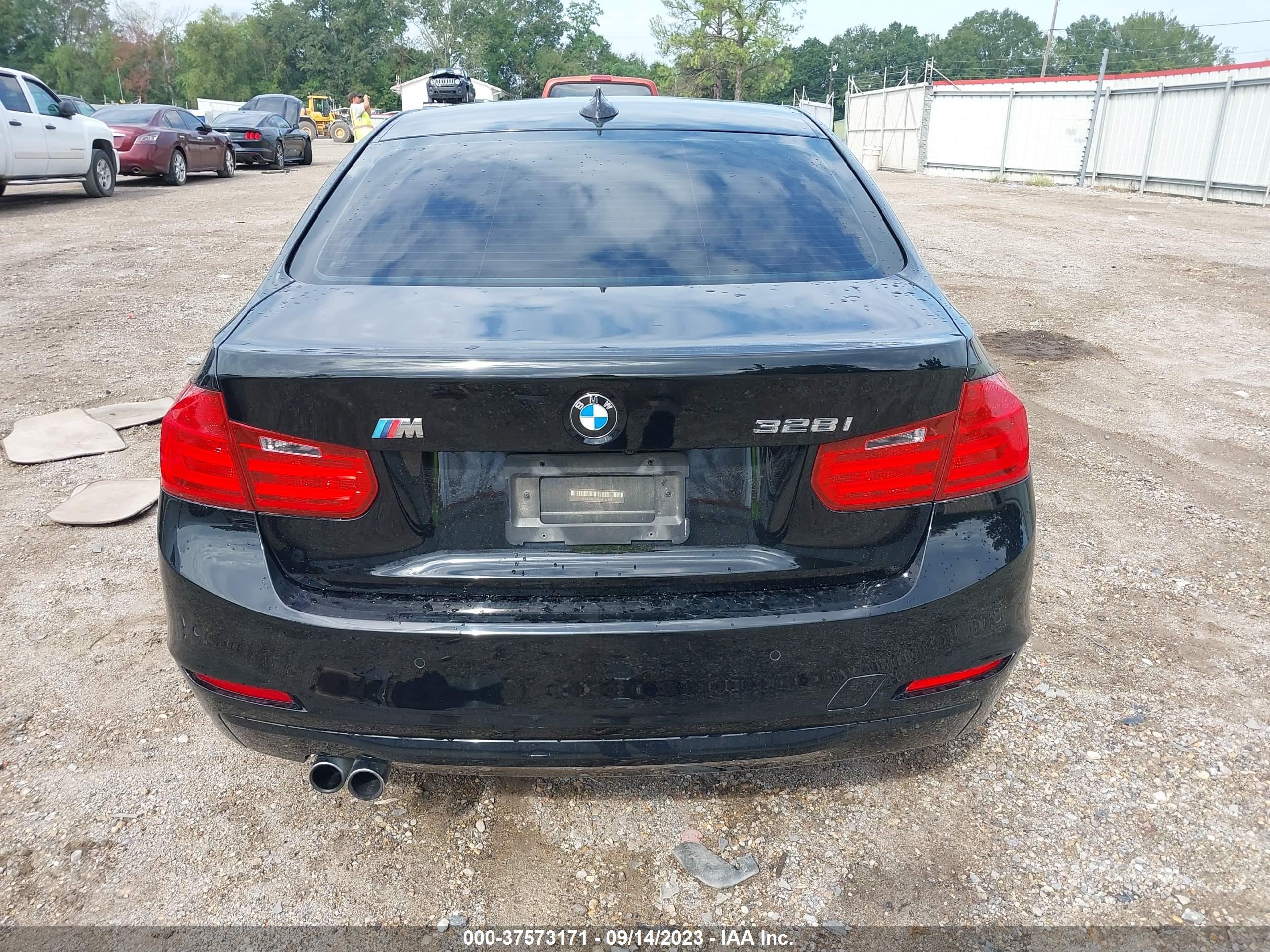 Photo 14 VIN: WBA3A5G56FNP34658 - BMW 3ER 