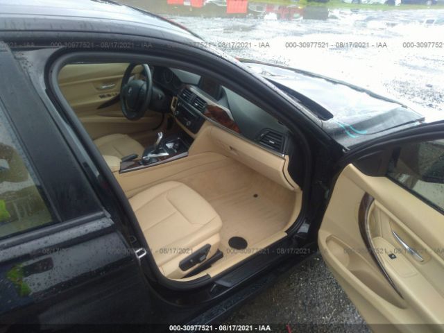 Photo 4 VIN: WBA3A5G57DNP21012 - BMW 3 