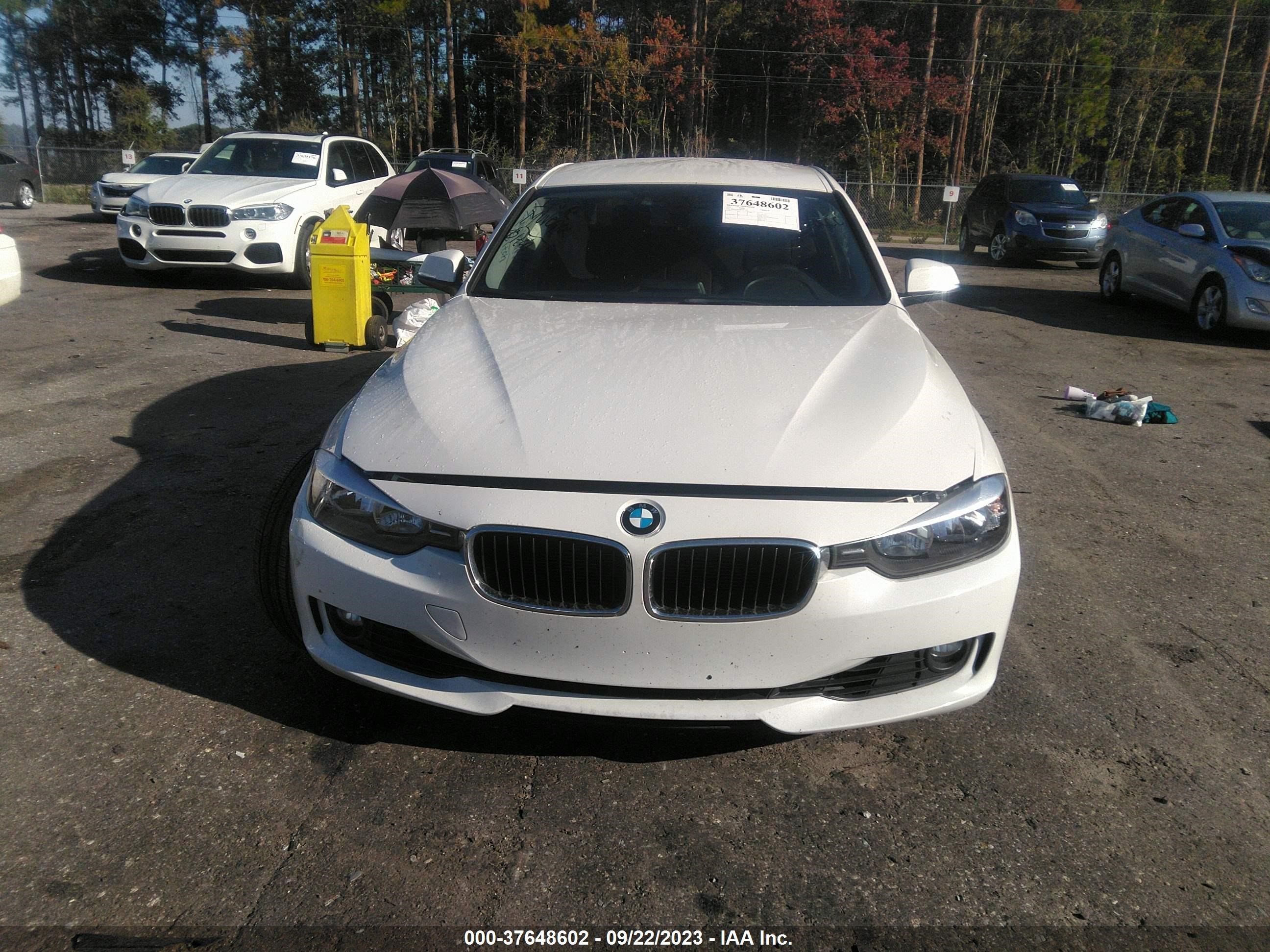 Photo 11 VIN: WBA3A5G58DNP22539 - BMW 3ER 