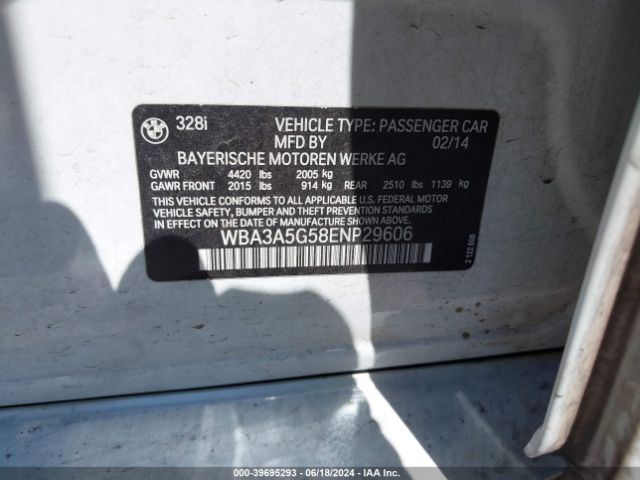 Photo 8 VIN: WBA3A5G58ENP29606 - BMW 328I 