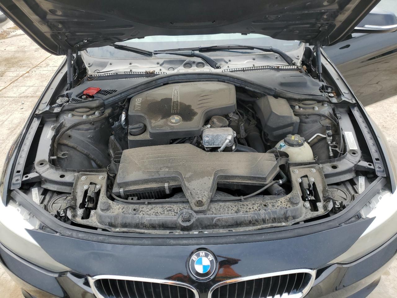 Photo 10 VIN: WBA3A5G58FNS91686 - BMW 3 SERIES 