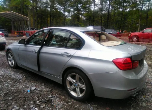 Photo 2 VIN: WBA3A5G59DNP21352 - BMW 3 SERIES 