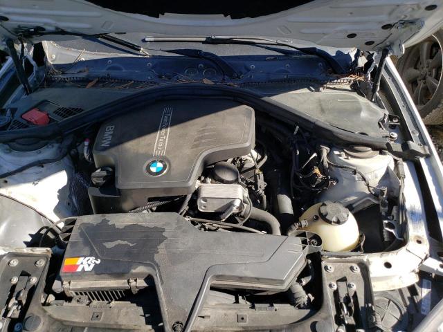 Photo 10 VIN: WBA3A5G59DNP22632 - BMW 3 SERIES 