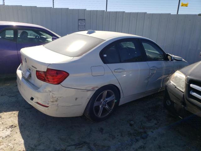 Photo 2 VIN: WBA3A5G59DNP22632 - BMW 3 SERIES 