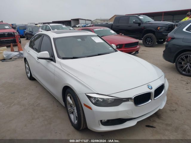 Photo 0 VIN: WBA3A5G5XDNP26835 - BMW 328I 