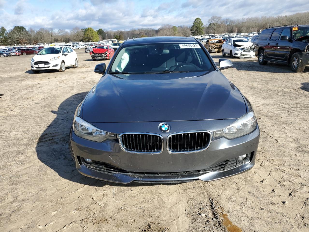 Photo 4 VIN: WBA3A5G5XFNS89180 - BMW 3ER 