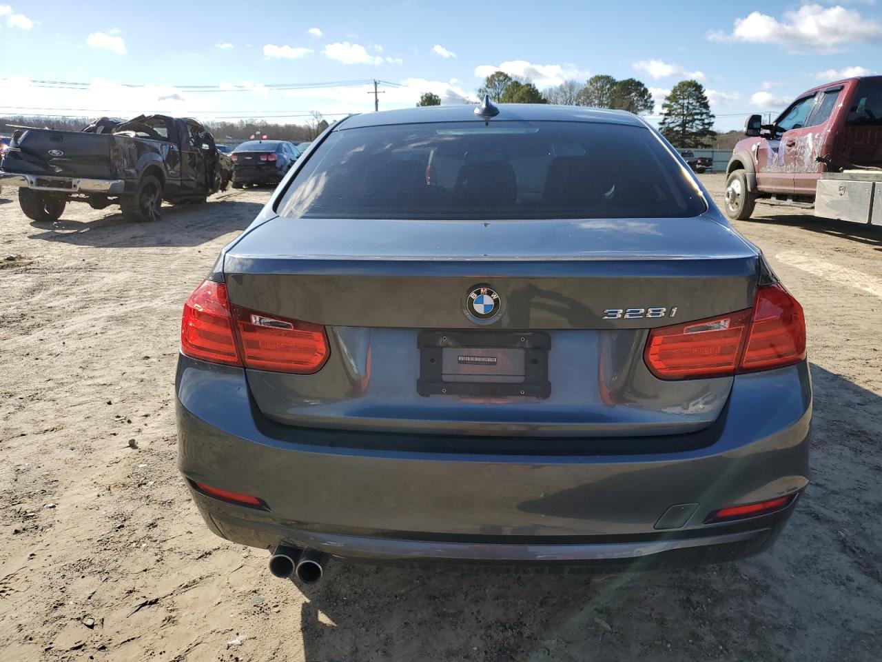 Photo 5 VIN: WBA3A5G5XFNS89180 - BMW 3ER 