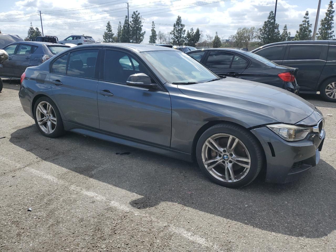 Photo 3 VIN: WBA3A9C50DF476402 - BMW 3ER 