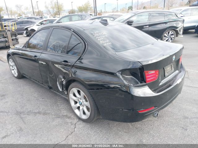 Photo 2 VIN: WBA3A9C50FK473235 - BMW 335I 